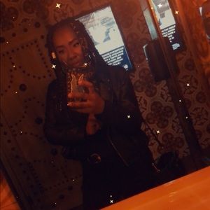 Meet your Posher, Renee